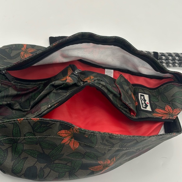 Kavu Limited Edition Floral Print Canvas Cotton Rope Sling Bag Outdoor Backpack - Picture 11 of 15
